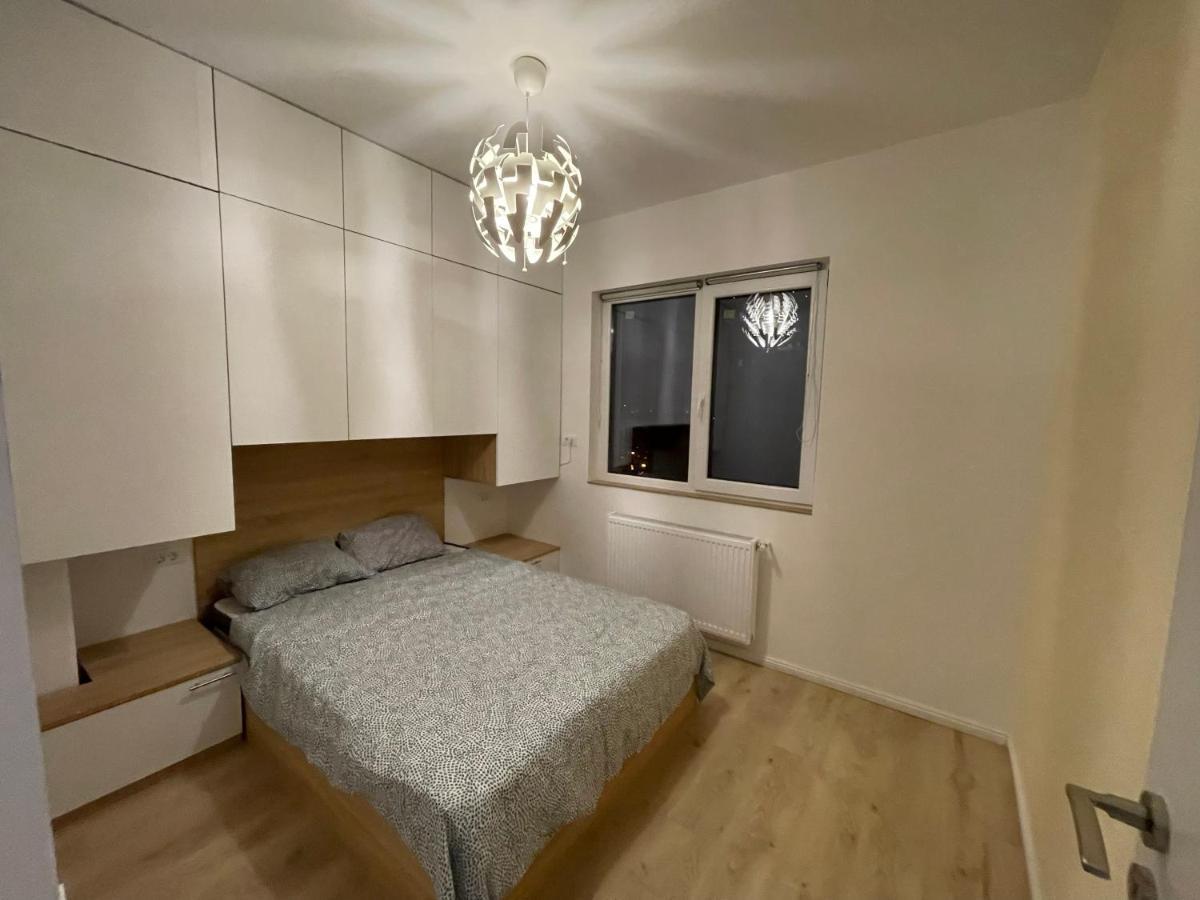 Relax Luxury Apartment Palace บูคาเรสต์ ภายนอก รูปภาพ