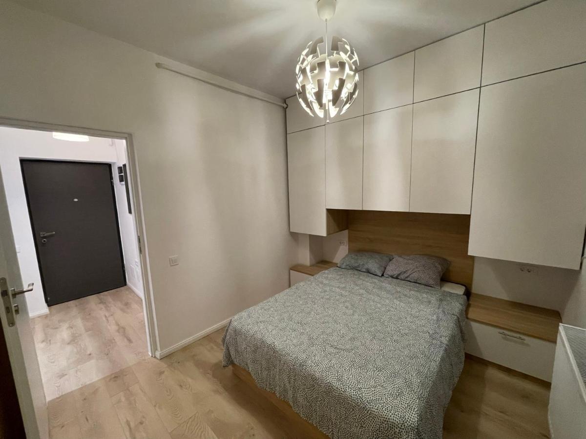 Relax Luxury Apartment Palace บูคาเรสต์ ภายนอก รูปภาพ